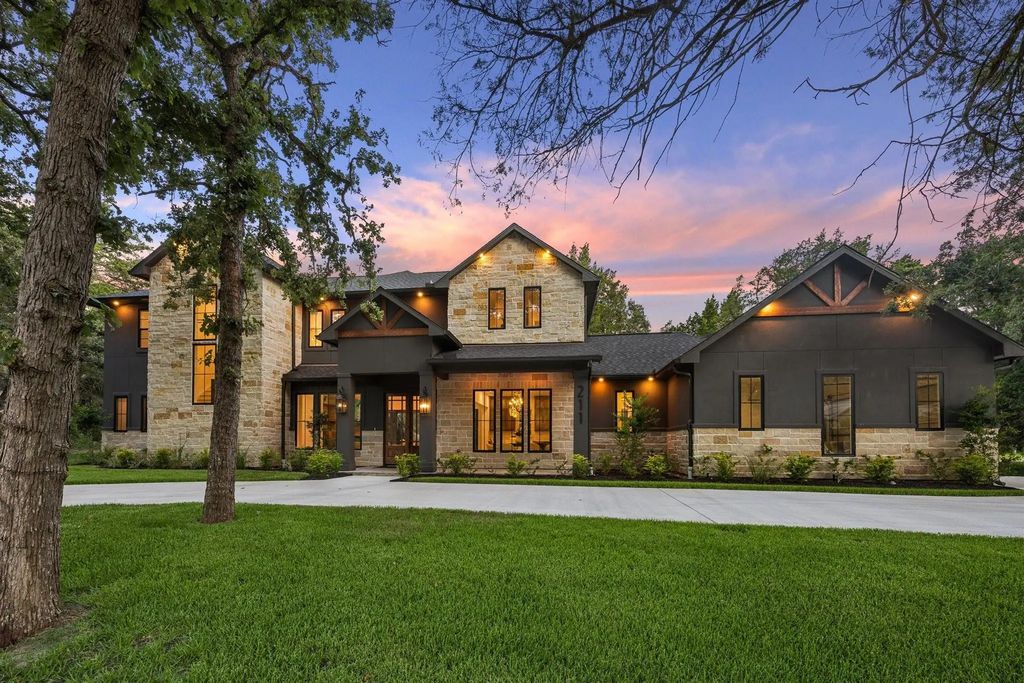 211 St Andrews Drive, New Ulm