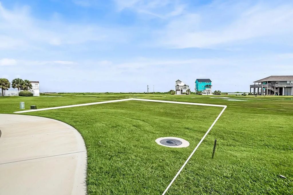 3807 Carmel Court, Galveston