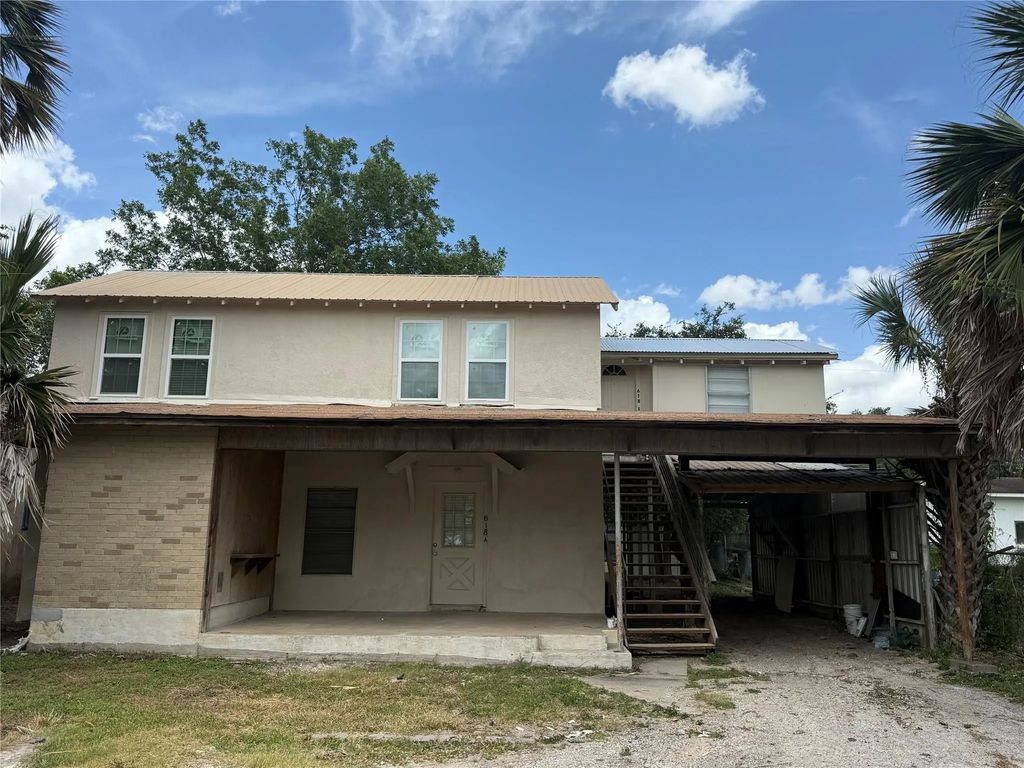 618 S 6th Street, Kenedy