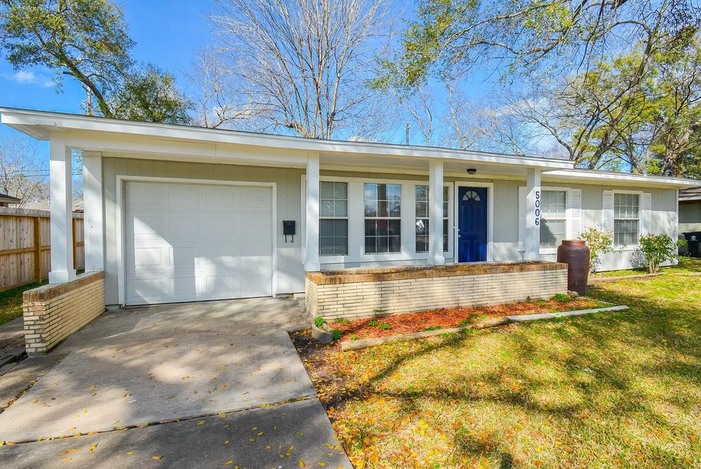 5006 Libbey Lane, Houston