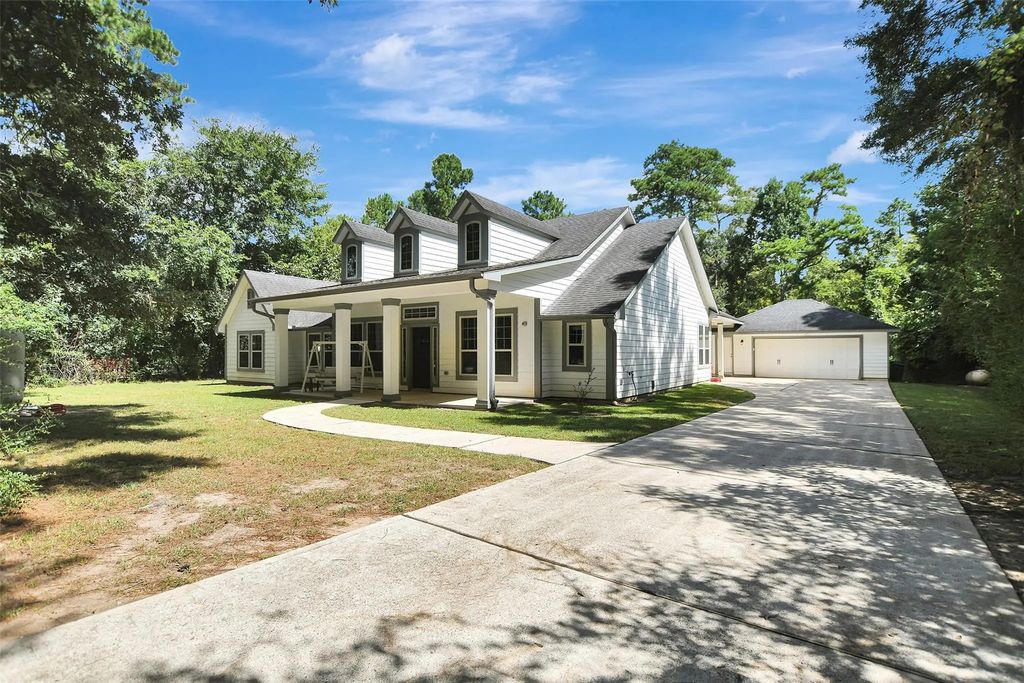 25703 Penguin Street, Magnolia