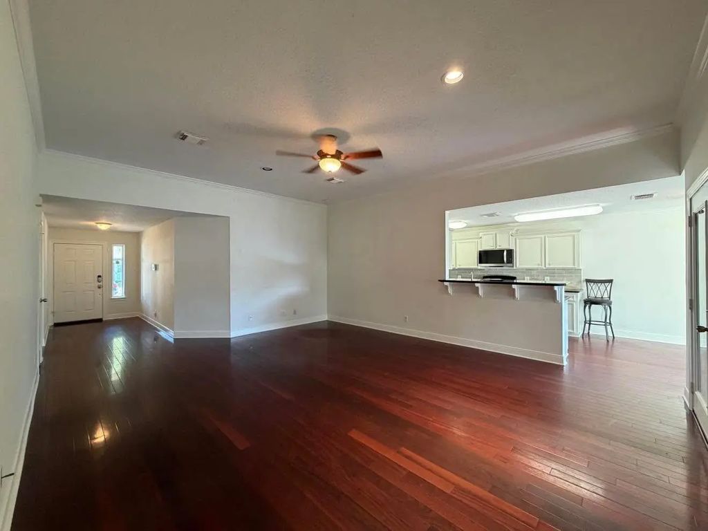 11 Clara Barton Lane, Galveston