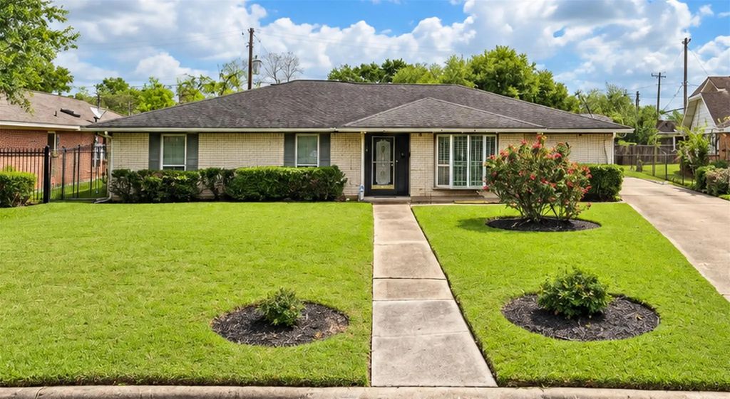 3908 Carlson Lane, Houston