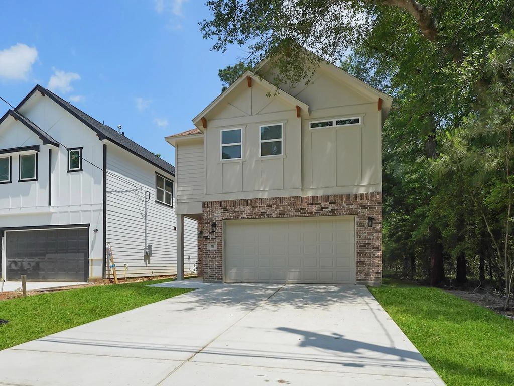 731 Magnolia Point Drive, Houston