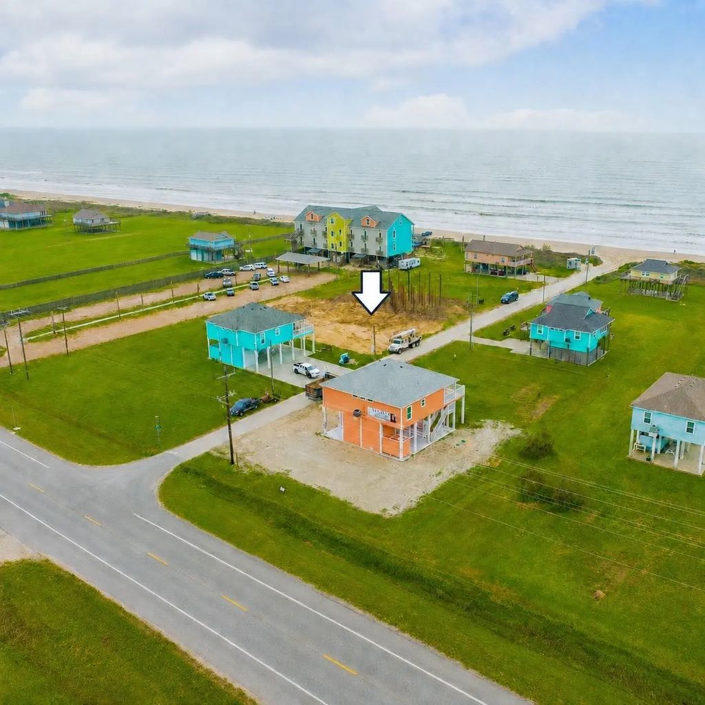 Cade, Crystal Beach