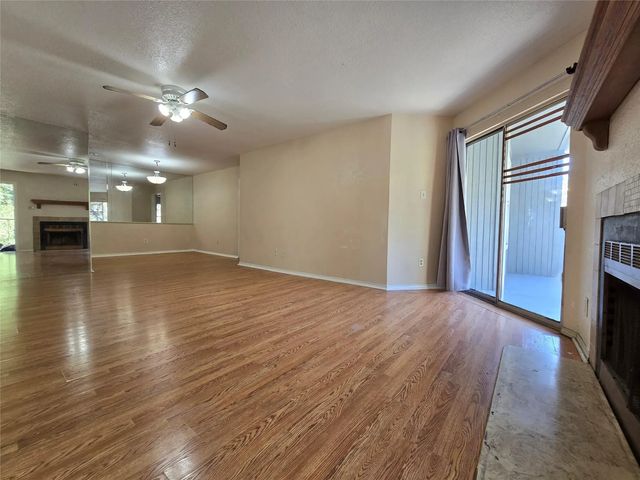 9797 Leawood Blvd 104, Houston