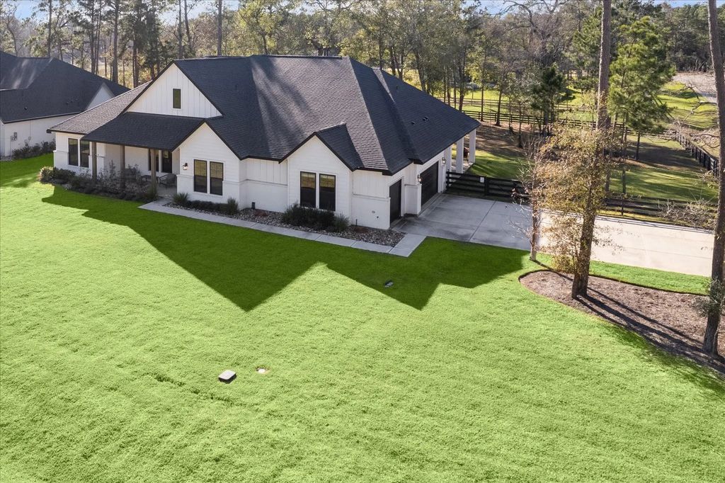 19812 Whispering Creek Trail, Magnolia
