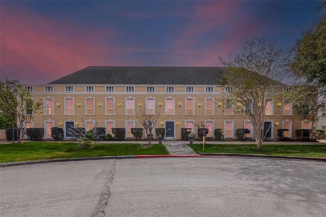 5200 Arboles Drive 2, Houston