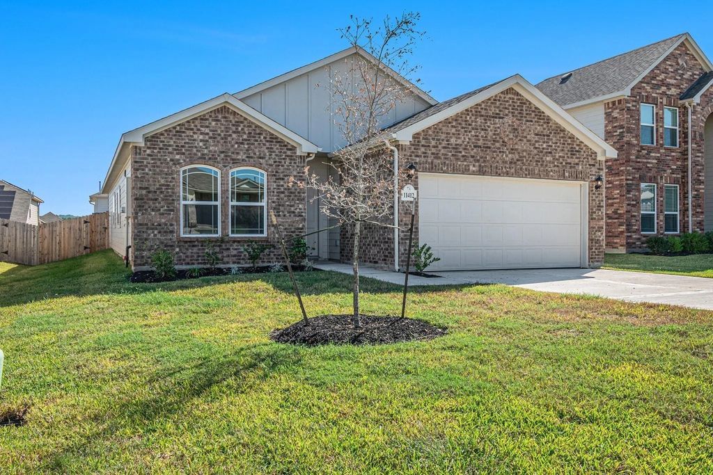 11412 Natalia Lane, Willis