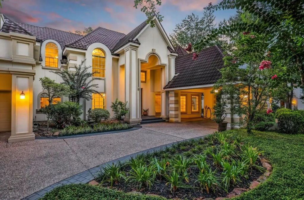 35 W Isle Place, The Woodlands