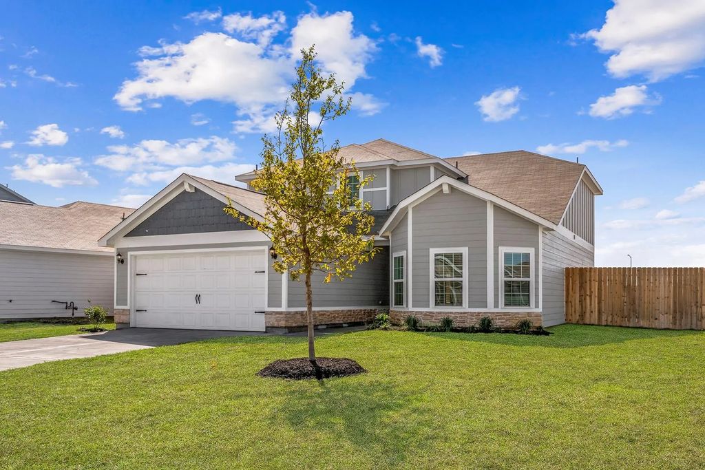 324 Fastboy Lane, Waller