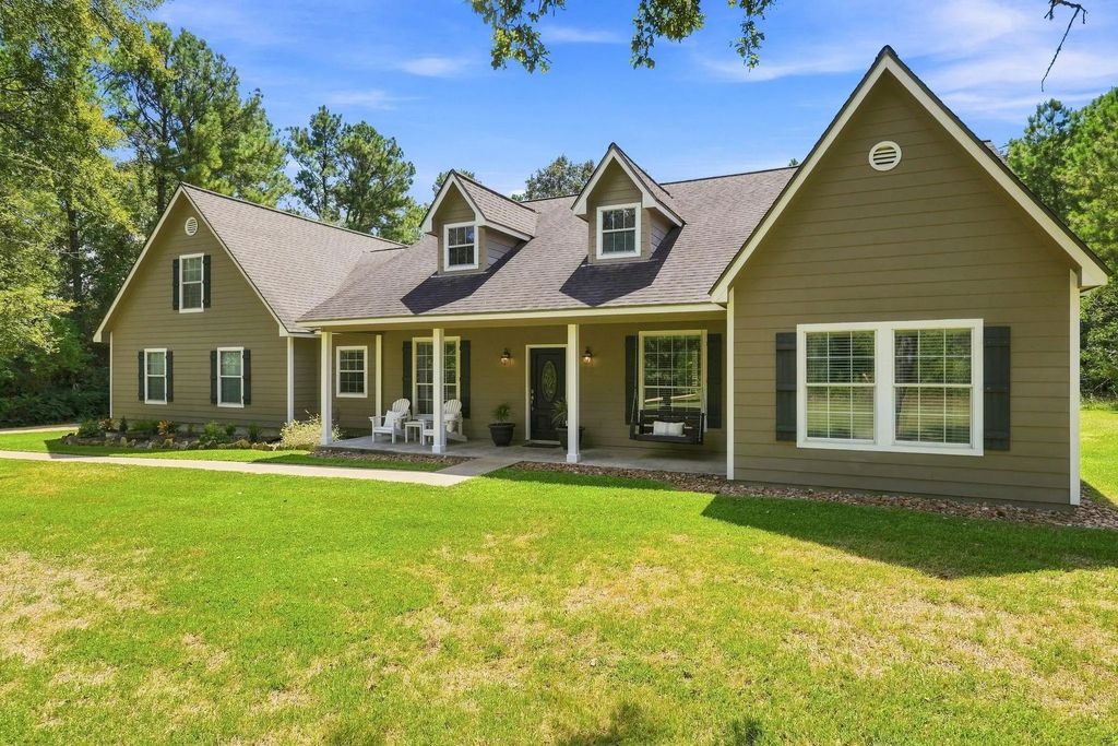 23718 County Fair Drive, Hockley