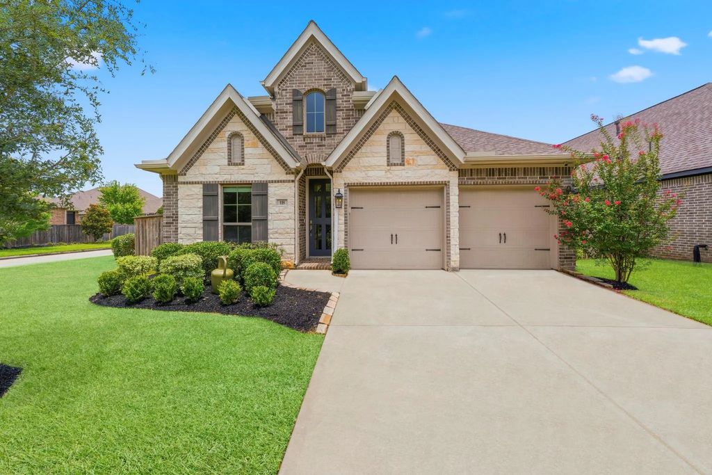 118 Red Petal Way, Conroe