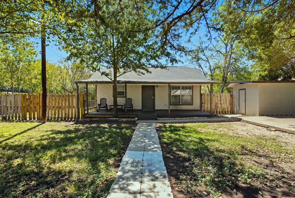 1527 Boone Street, Bryan