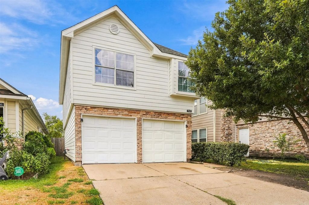 7842 Winding Creek View, Houston