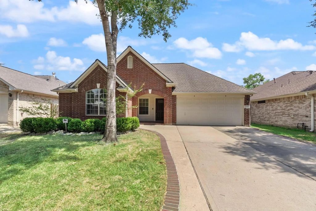10638 Desert Springs Circle, Houston