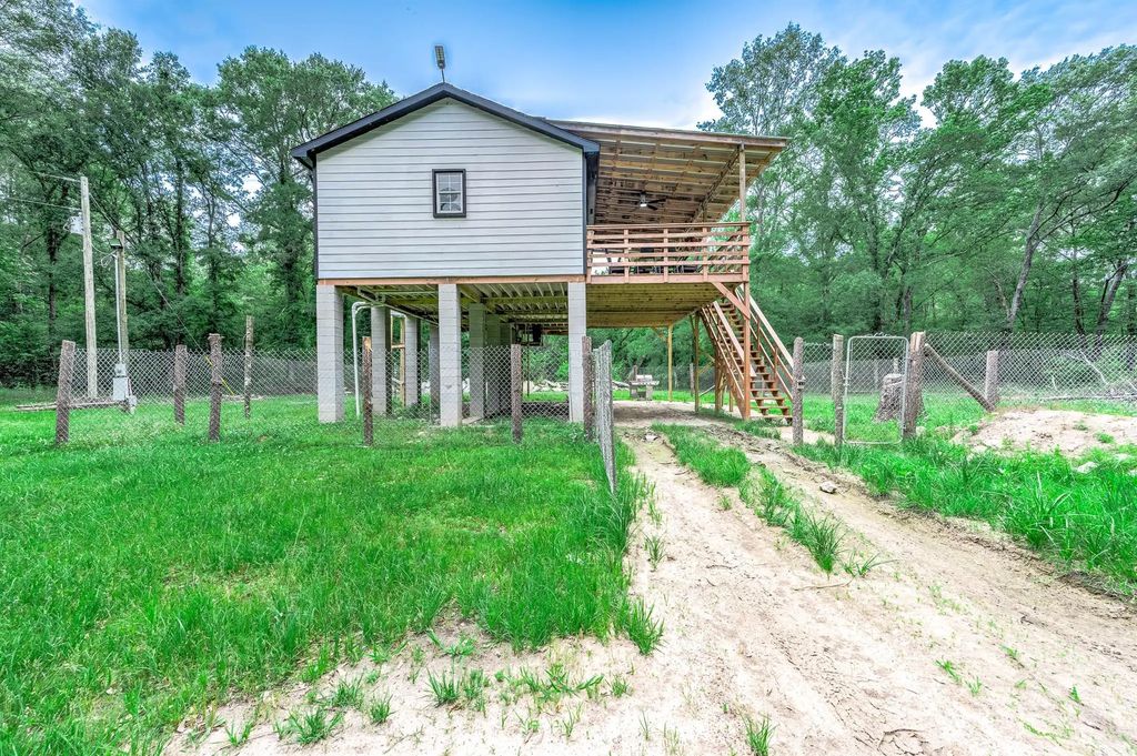 51 N Winter Creek, Cleveland