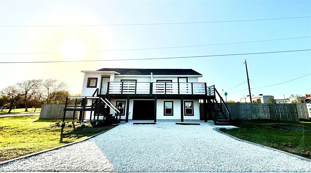 4406 Helen Street, Hitchcock