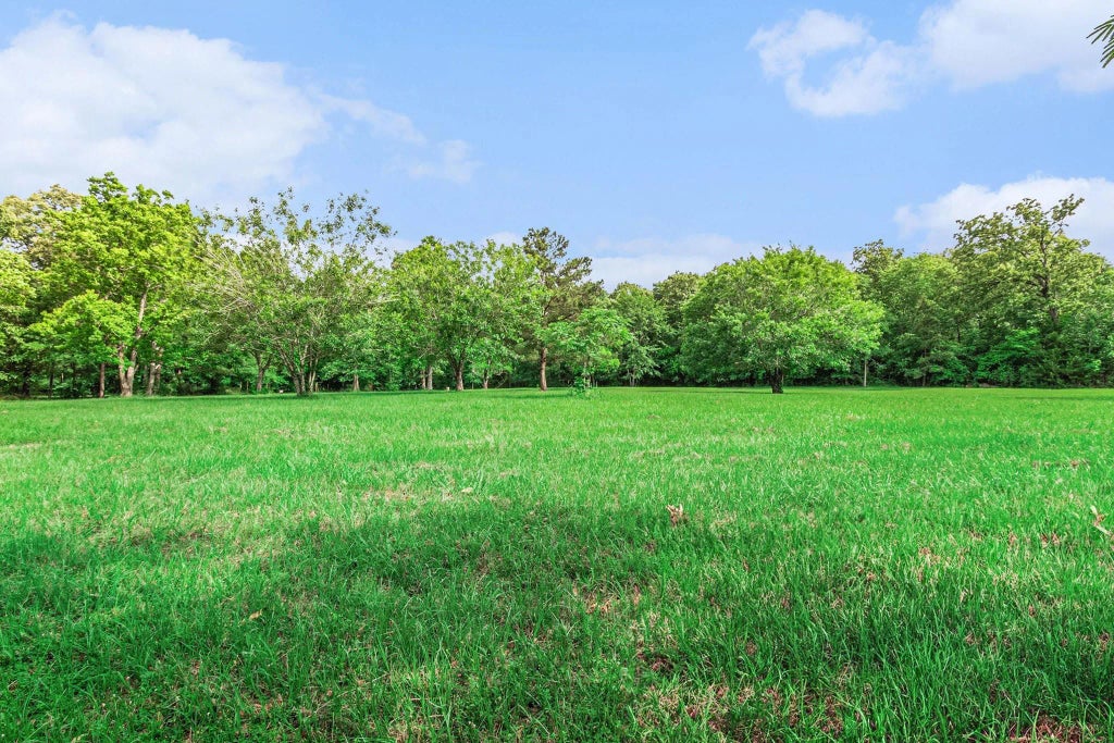 779 Big Lake Drive, Livingston