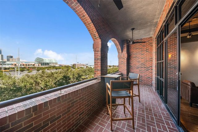 505 Bastrop Street 402, Houston