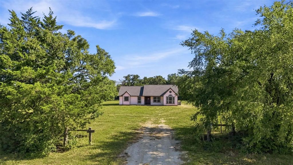 2801 Farm To Market 1940, Franklin