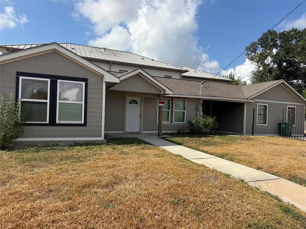 4718 Teton Street, Houston