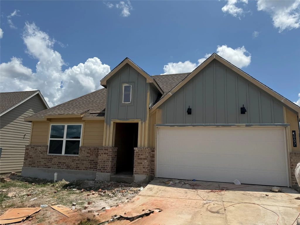 1007 Legrand Street, Brenham