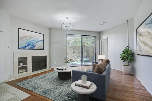 5200 Weslayan Street 112, Houston