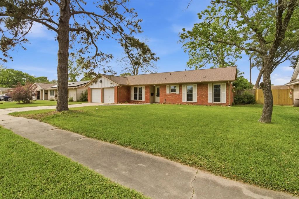 7824 Yucca Drive, Texas City