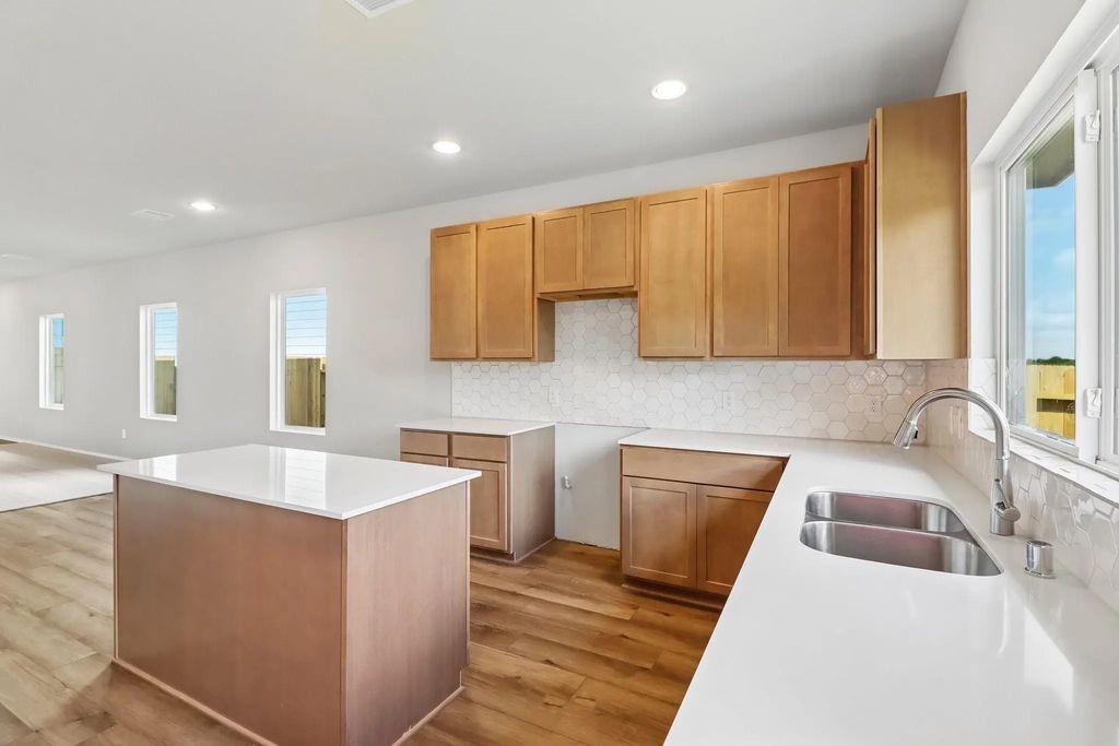 31118 Cass River Lane, Waller