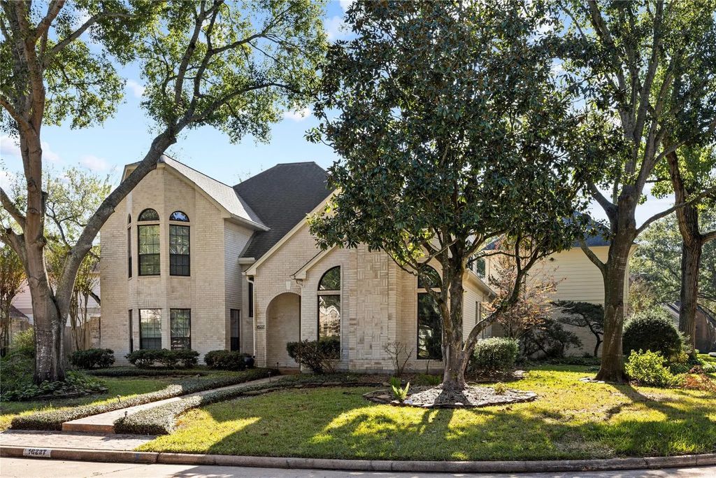 18227 Longmoor Drive, Houston