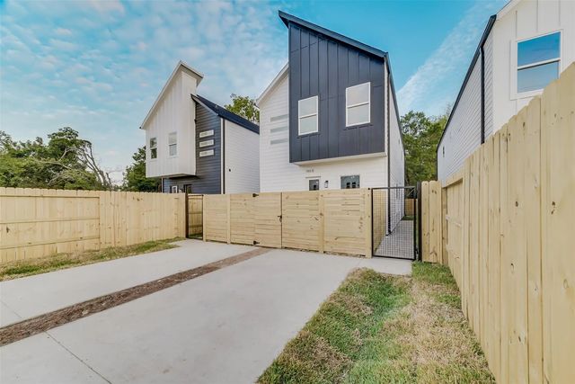2120 Creston Drive A/b, Houston