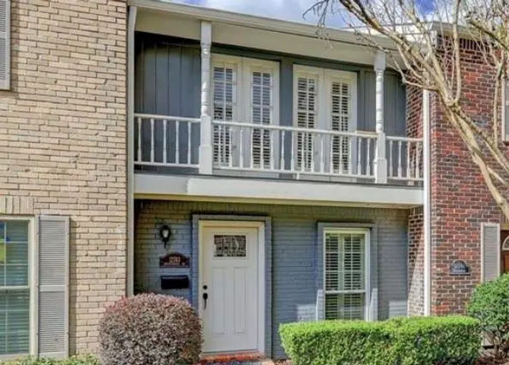 12743 Huntingwick Drive 149, Houston