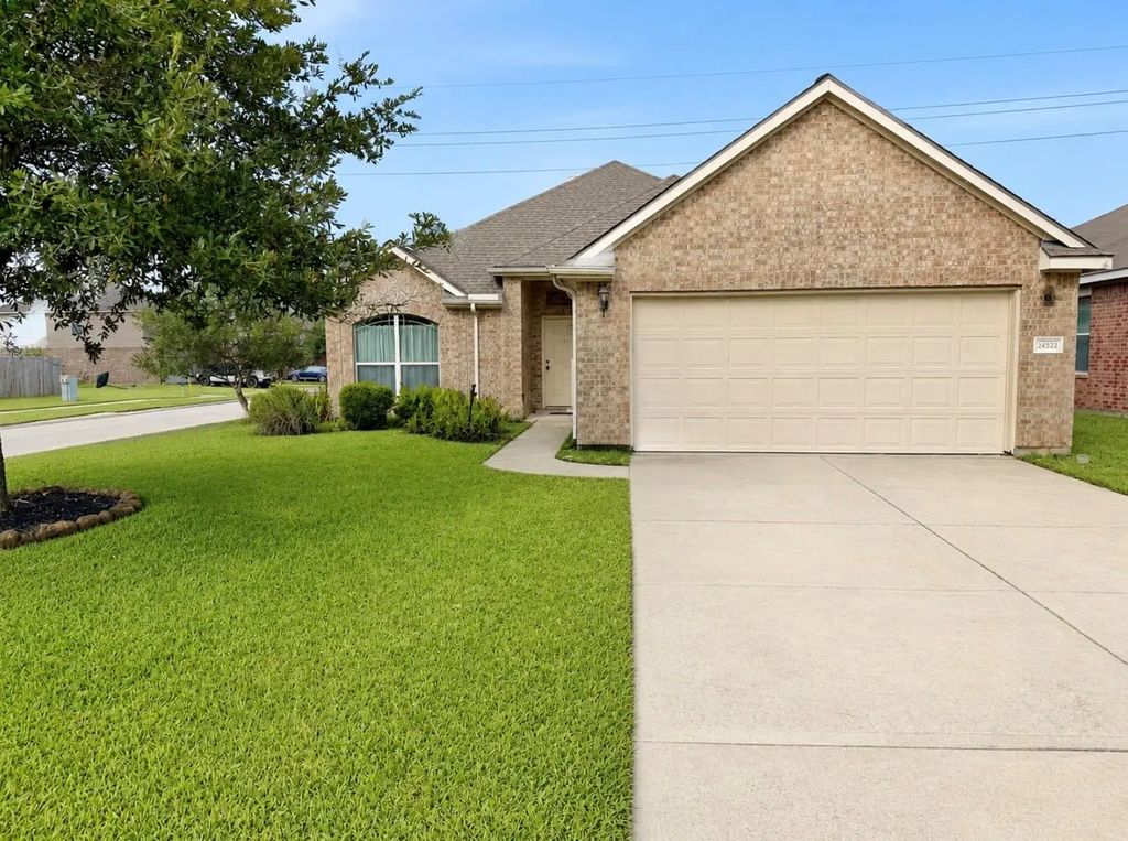 24823 Sandusky Drive, Tomball