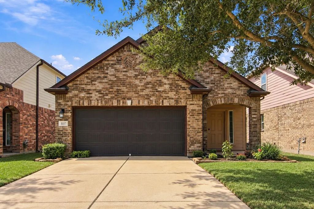 8117 E Pine Creek Bend, Cypress