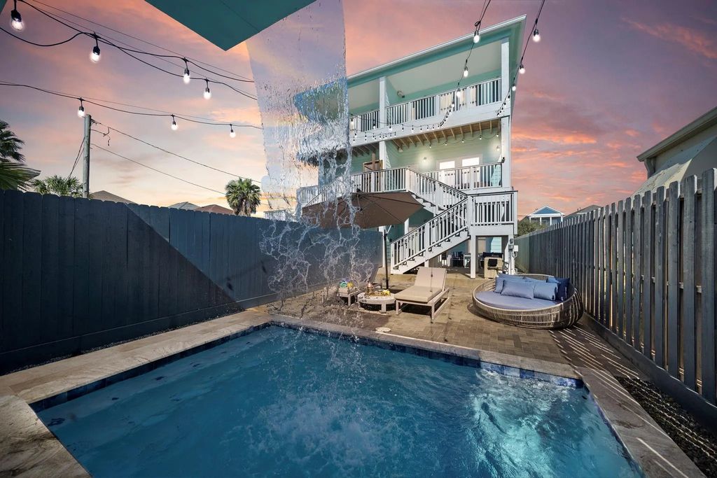 2307 Bernardo De Galvez Avenue, Galveston
