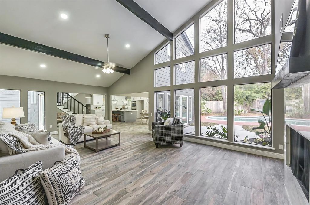 211 Big Hollow Lane, Houston