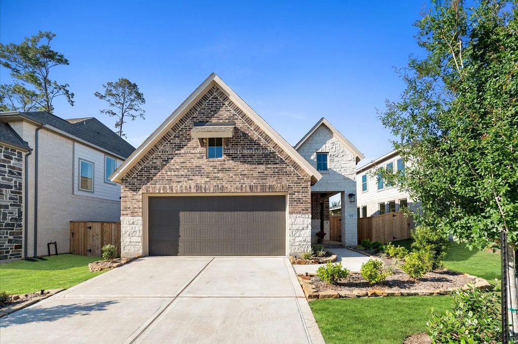 325 Mallorn Lane, Montgomery
