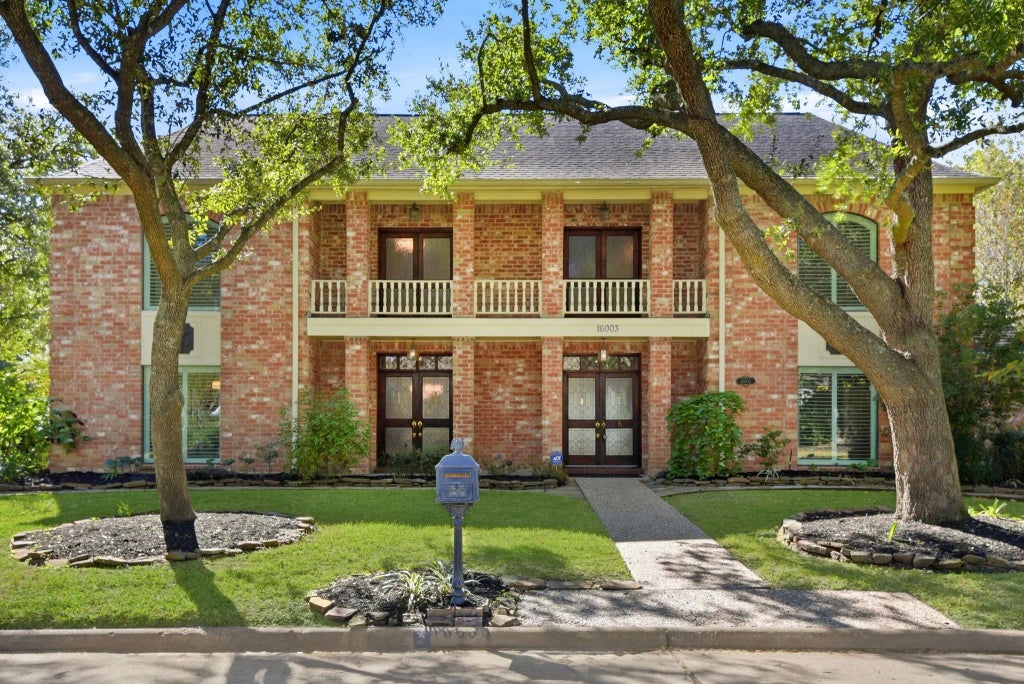 16003 Kempton Park Drive, Spring