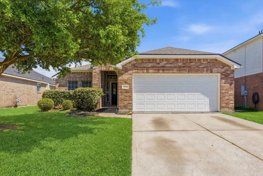 4506 Prince Street, Baytown