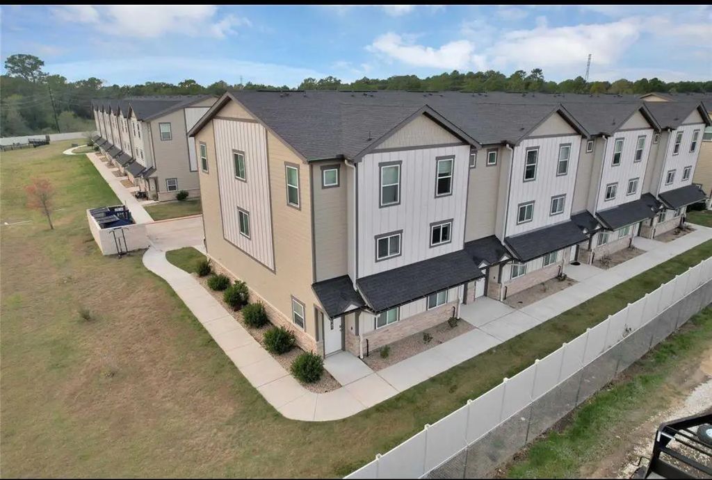12603 Telge Road 19b, Cypress