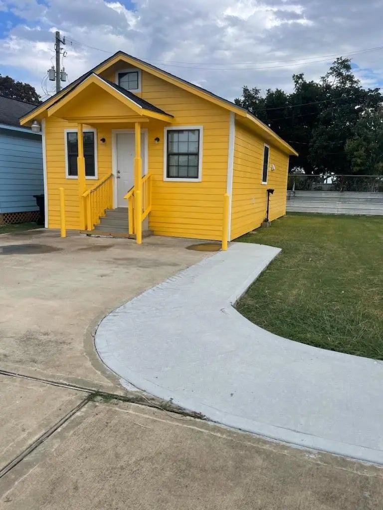 11357 Gil Rodriguez Loop, Houston