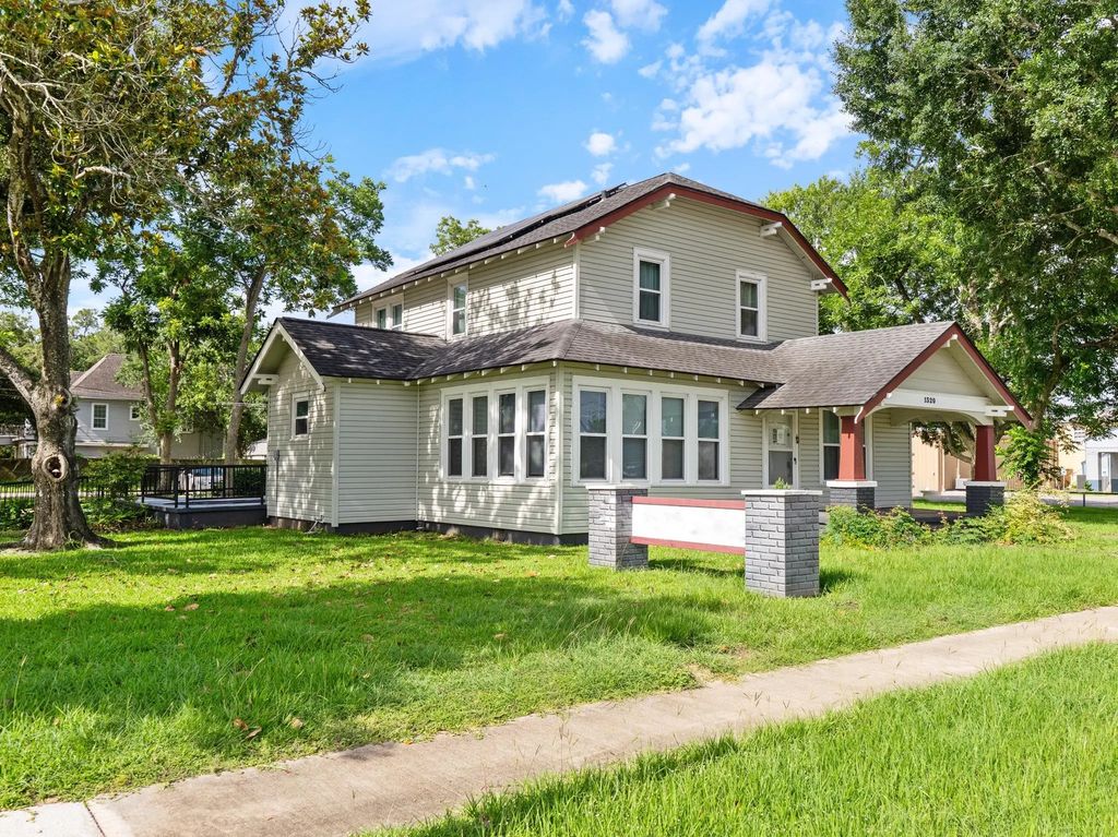 1320 7th Street, Bay City
