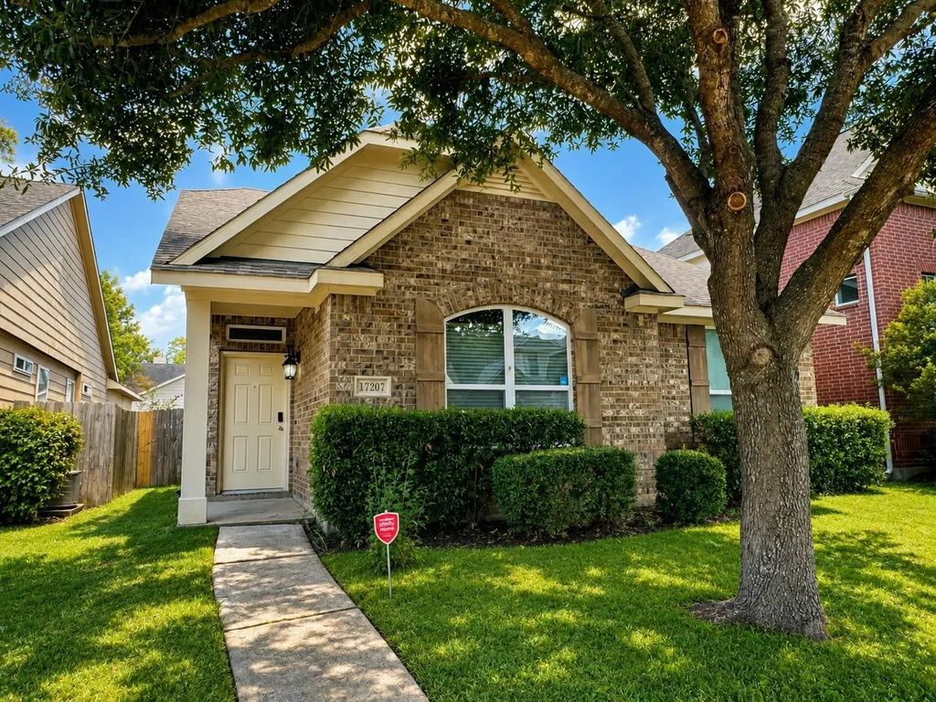 17207 Mitchell Pass Lane, Humble