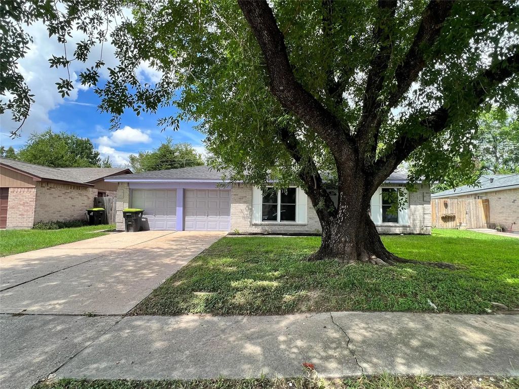 9587 Sutter Park Lane, Houston