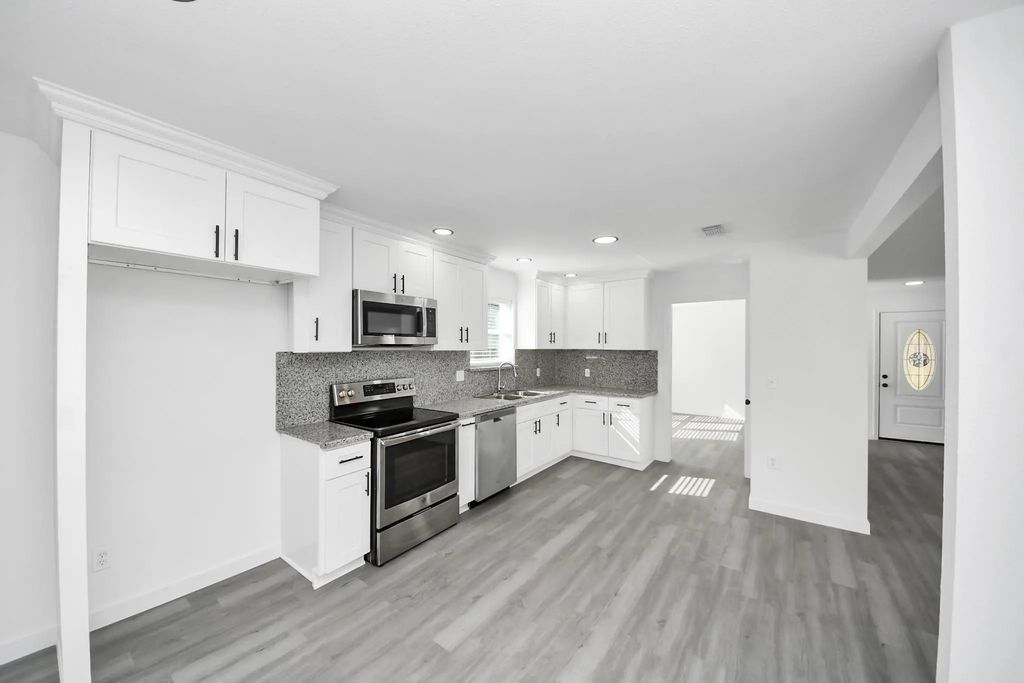 15002 Willow Branch Drive, Houston
