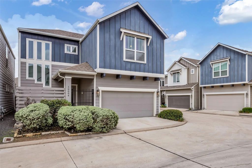 10004 Steeple Farms Drive, Houston