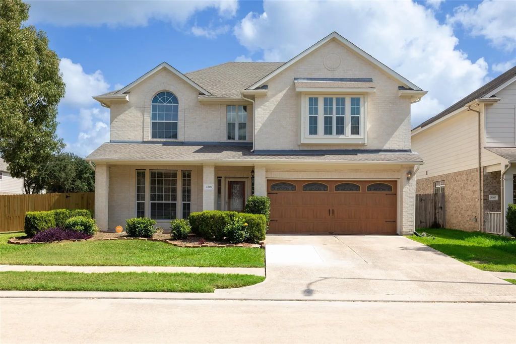 3303 Village Pond Lane, Fresno