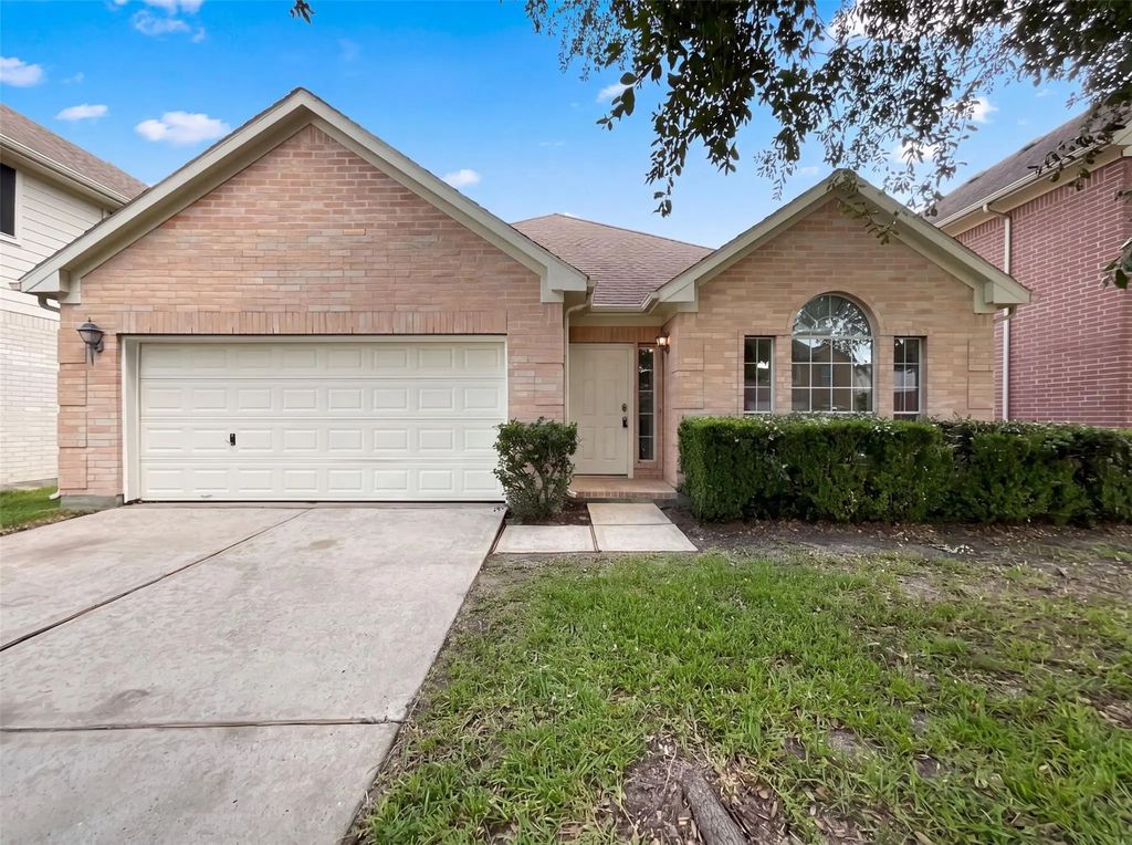 3014 Country Boy Court, Spring