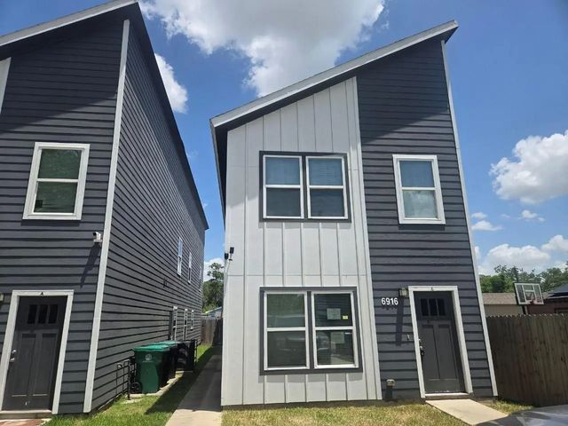 6916 Tommye Street A-b, Houston